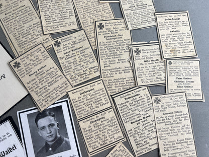 WW2 Tysk Lot af Dødsannoncer. 1 panzer og flere med medaljer. 25 stk. Original.