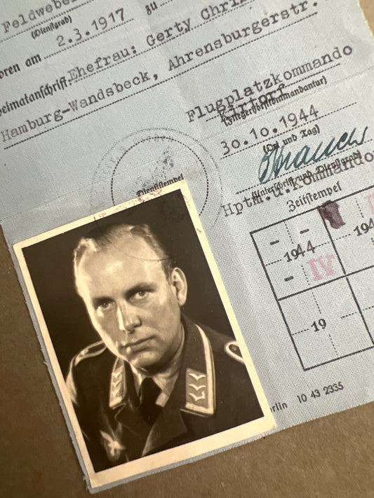 WW2 Tysk Luftwaffe Ausweis. Original.