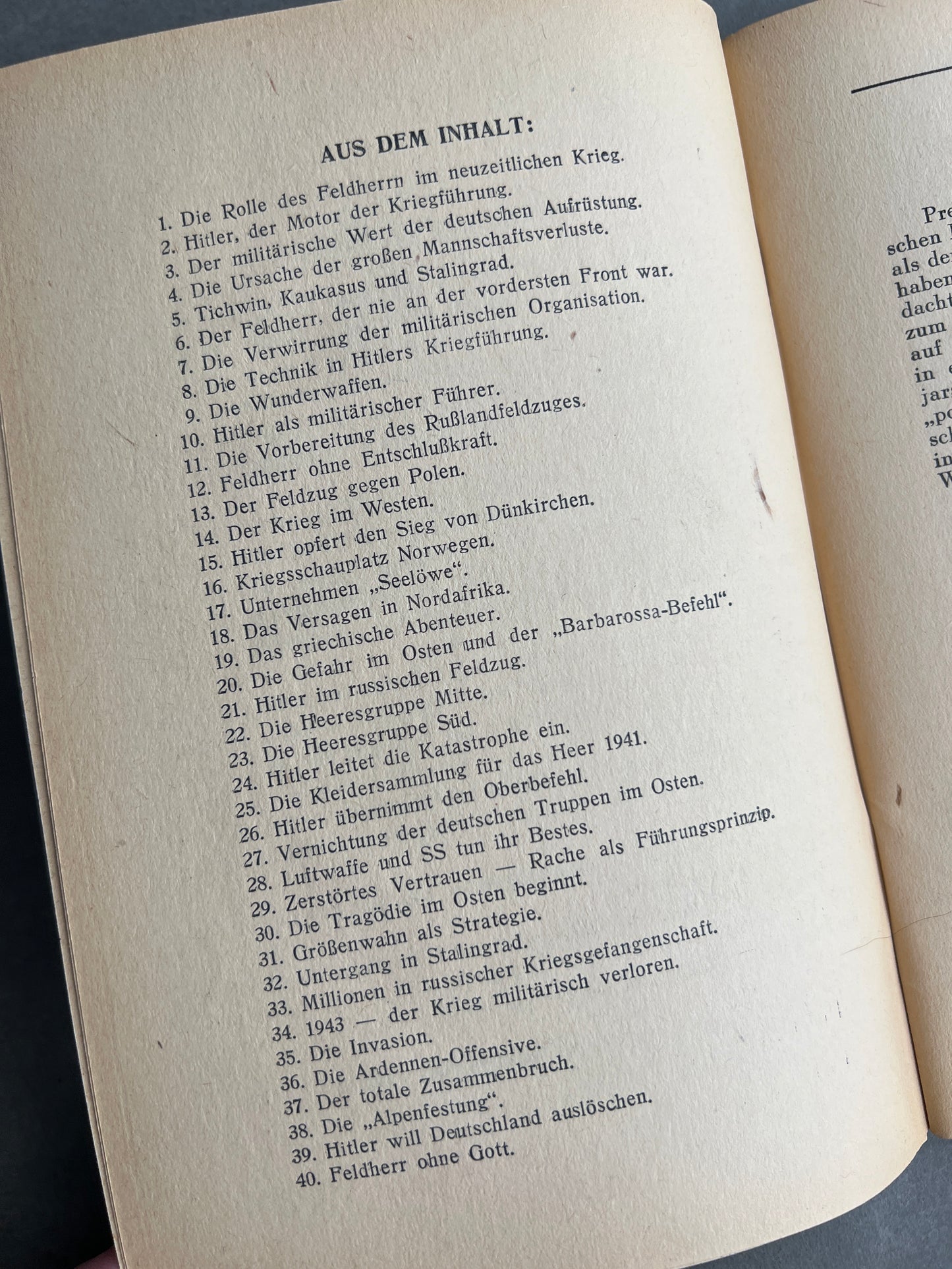 Bog "Hitler als Feldherr" af Franz Halder fra 1949. Franz Halder var chef for den tyske hær fra 1938 til 1942.