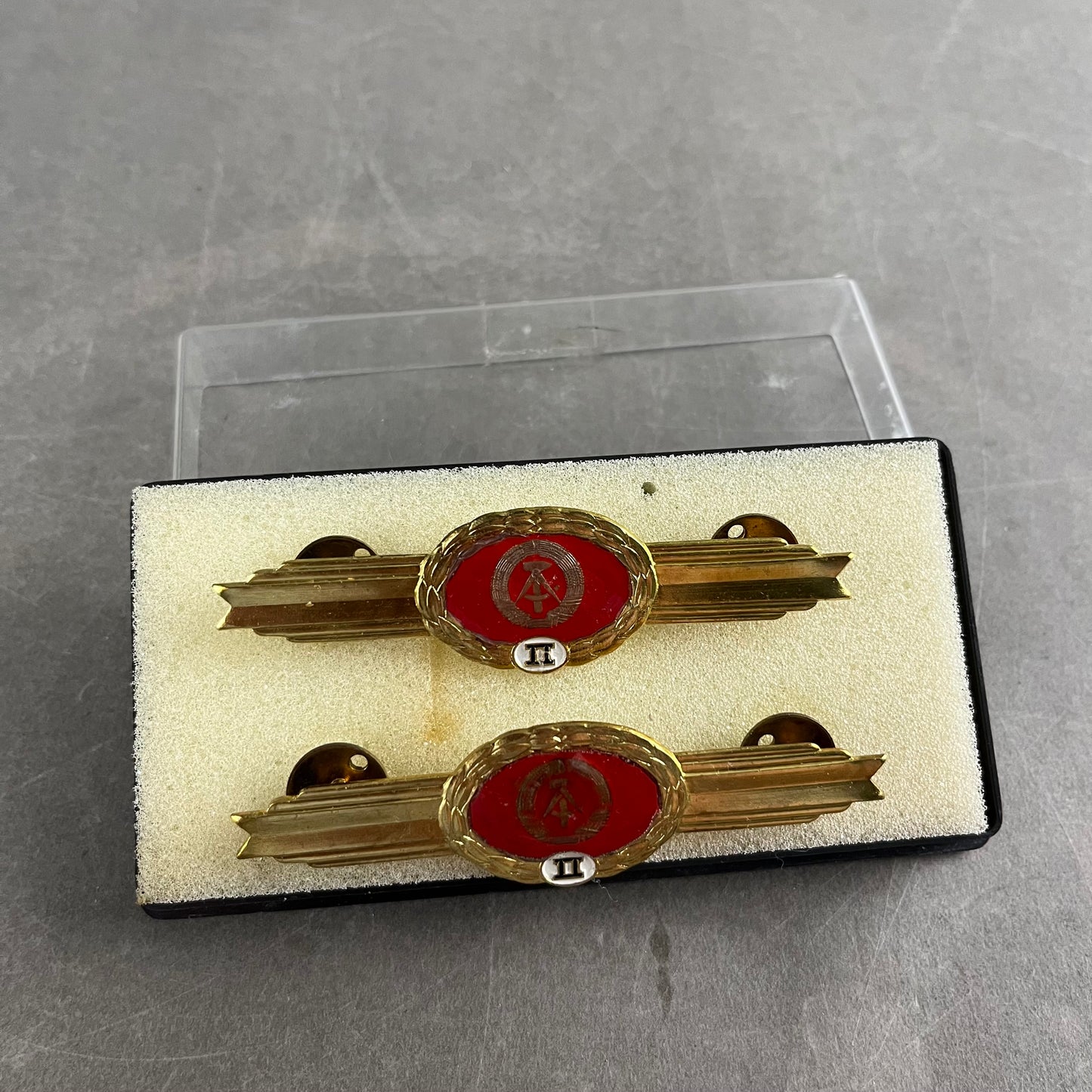 Østtysk DDR Medaljer i æske. Original.