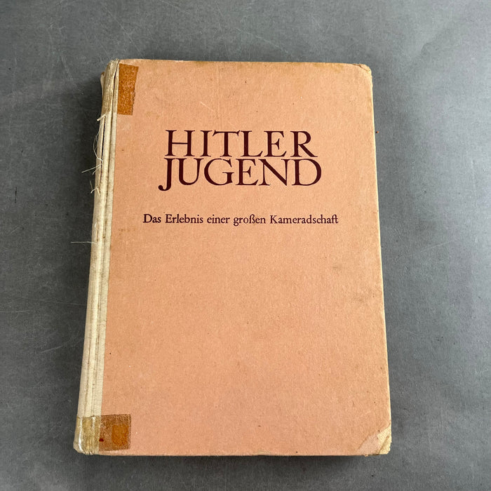 WW2 Tysk Hitler Jugend Bog. Gode billeder. Mange sider. Original.