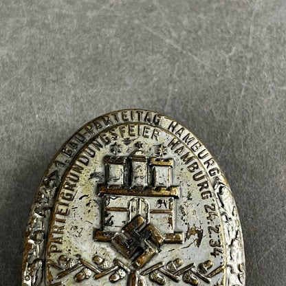 WW2 Tysk Tidlig 1934 NSDAP Tinnie fra 1. partimøde "Parteigrundungsfeier". En af de bedre. Original.