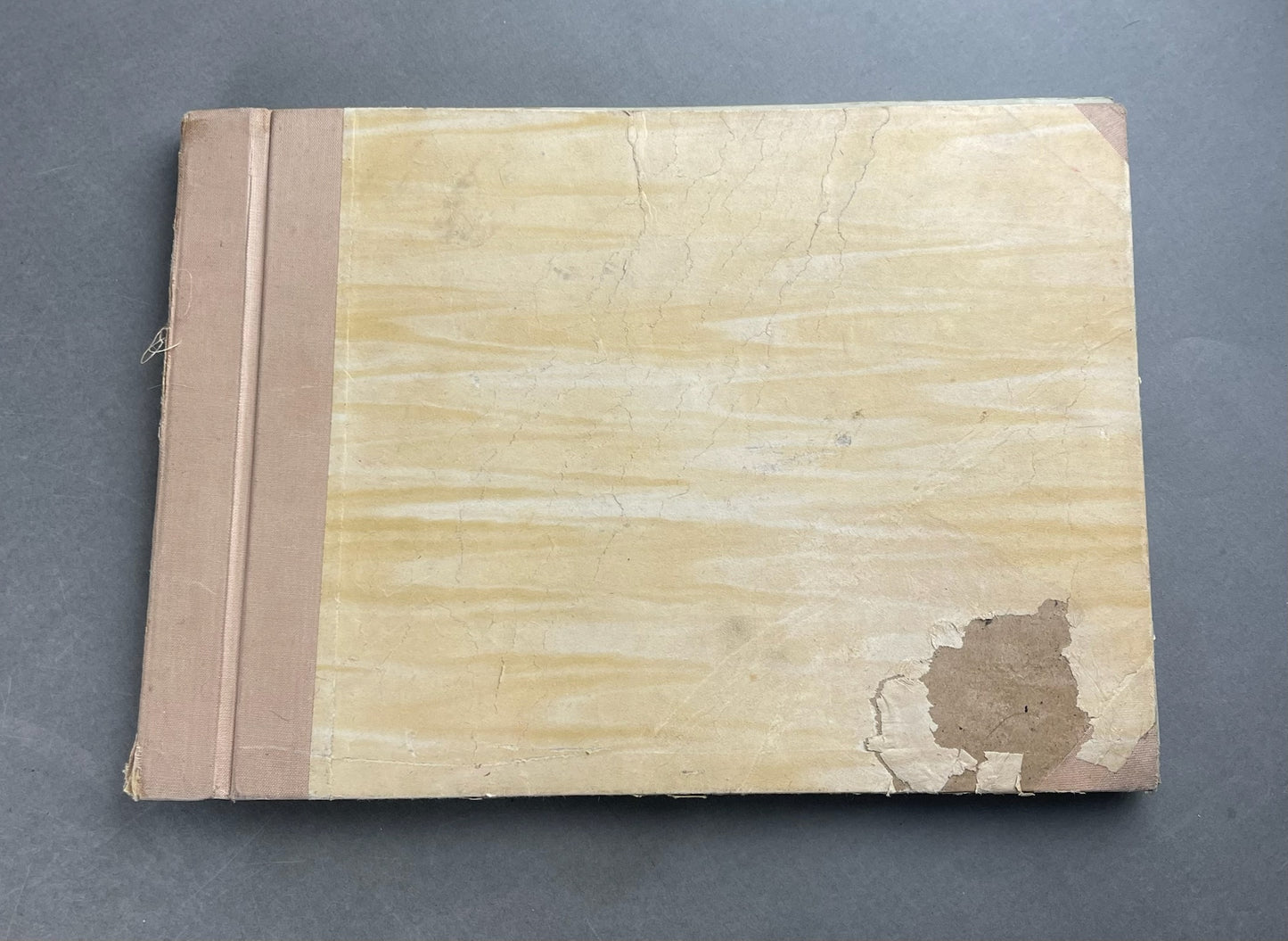 WW2 Tysk Fotoalbum fra 1930/1940'erne Enkelte gode billeder. Original.