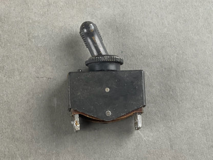 WW2 Tysk Elektronik Lot. Fine stempler og årstal. Original.