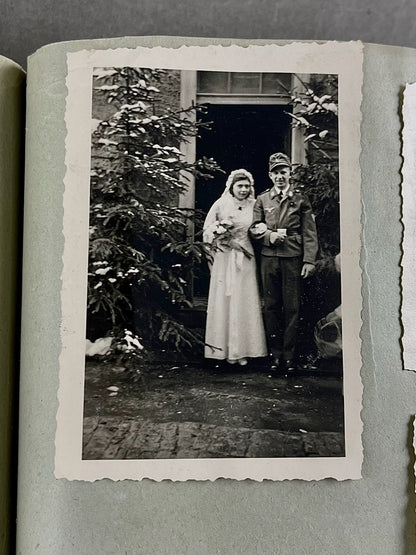 WW2 Tysk Fotoalbum fra 1930/1940'erne Enkelte gode billeder. Original.