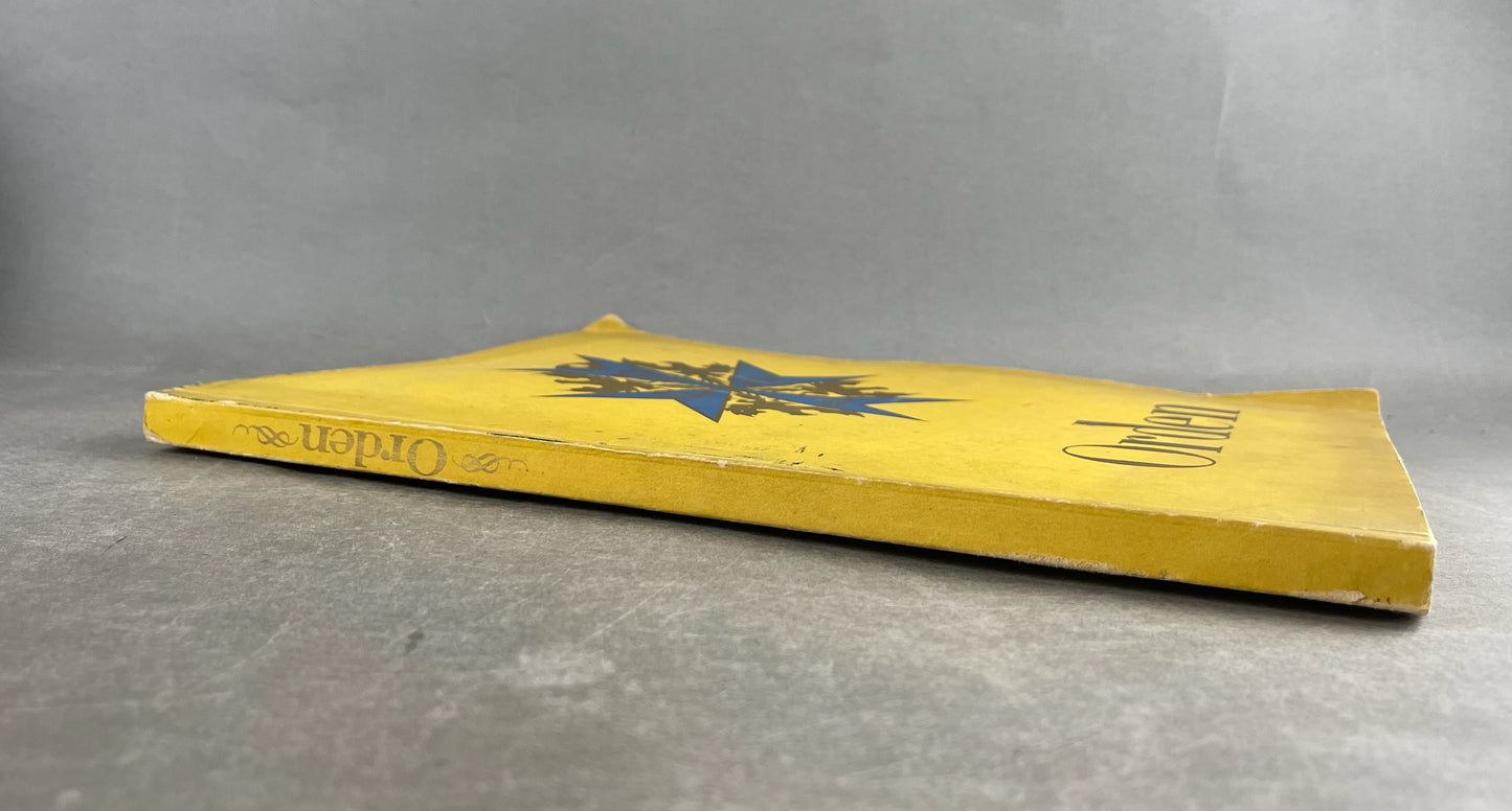 WW2 Tysk Stort "Cigaretten Album" med ordner. 28x35cm. Original.