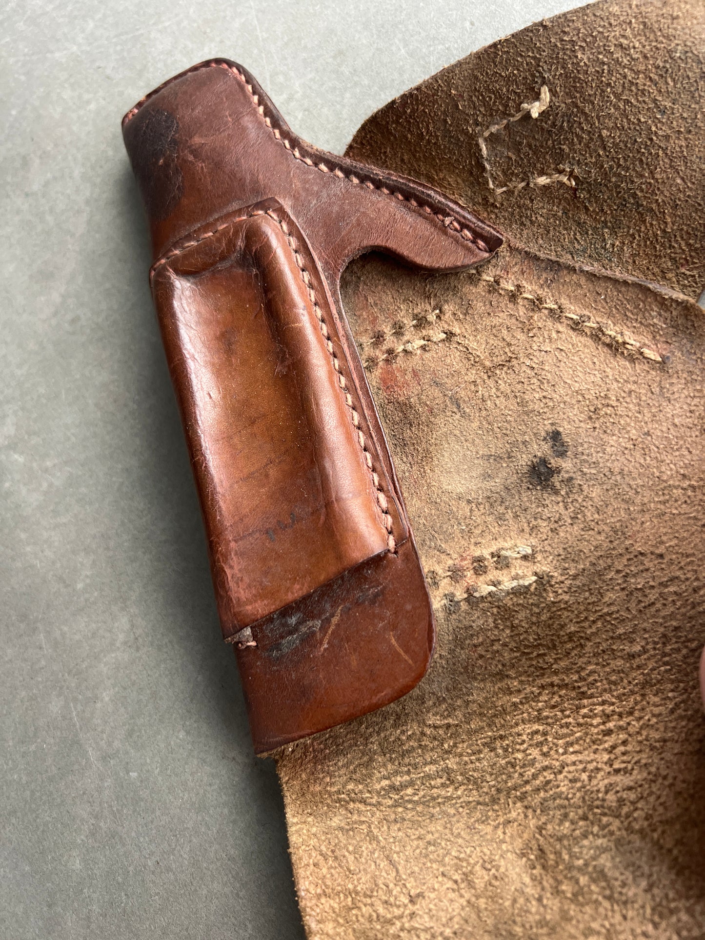 WW2 Tysk 7.65 Pistolhylster i brun læder. Original.