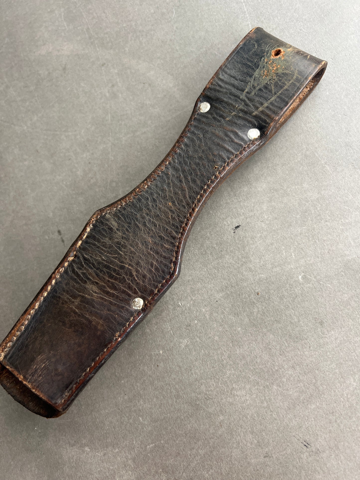 WW2 Tysk K98 Bajonet Frø i Brun. Med fremstiller. Original.