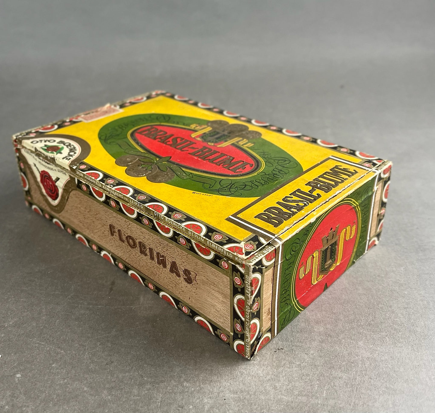 WW2 Tysk Cigaræske. Banderole med ørn og hagekors. Original.