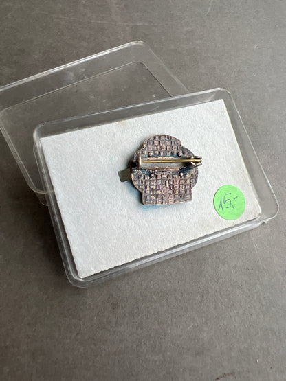 Østtysk DDR Medalje/Pin i æske. Original.