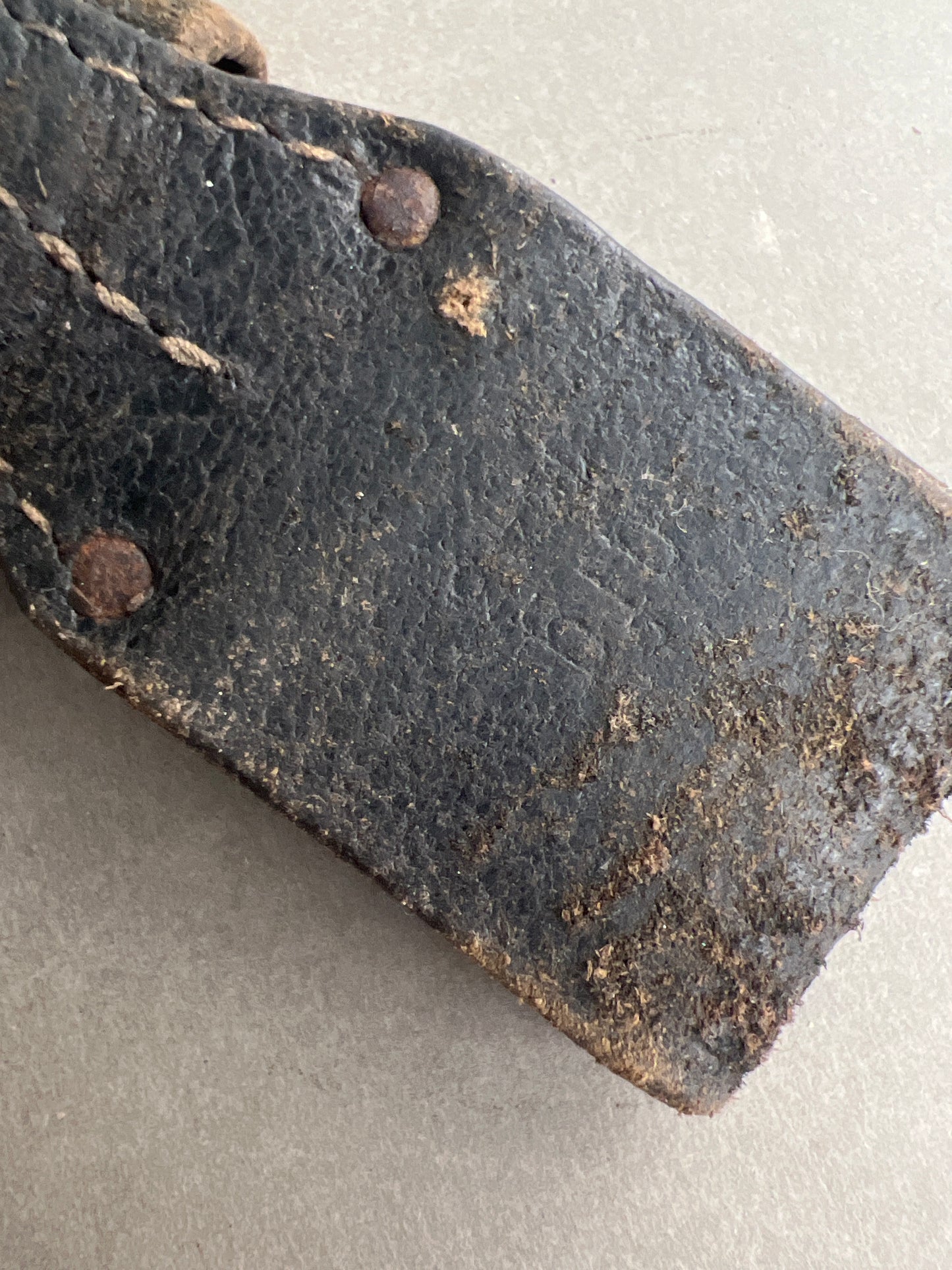 WW2 Tysk K98 Bajonet Frø. Med fremstiller. Kan ikke lukkes. Original.