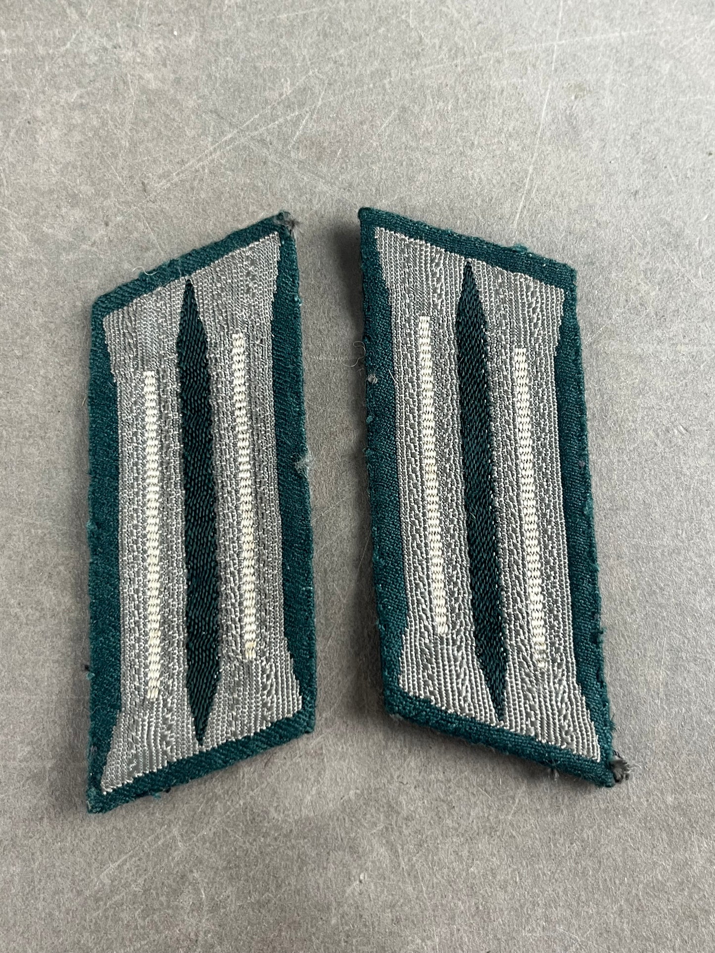 WW2 Tysk Wehrmacht Kravespejle. Til kampuniformen. Har været påsyet. Original.