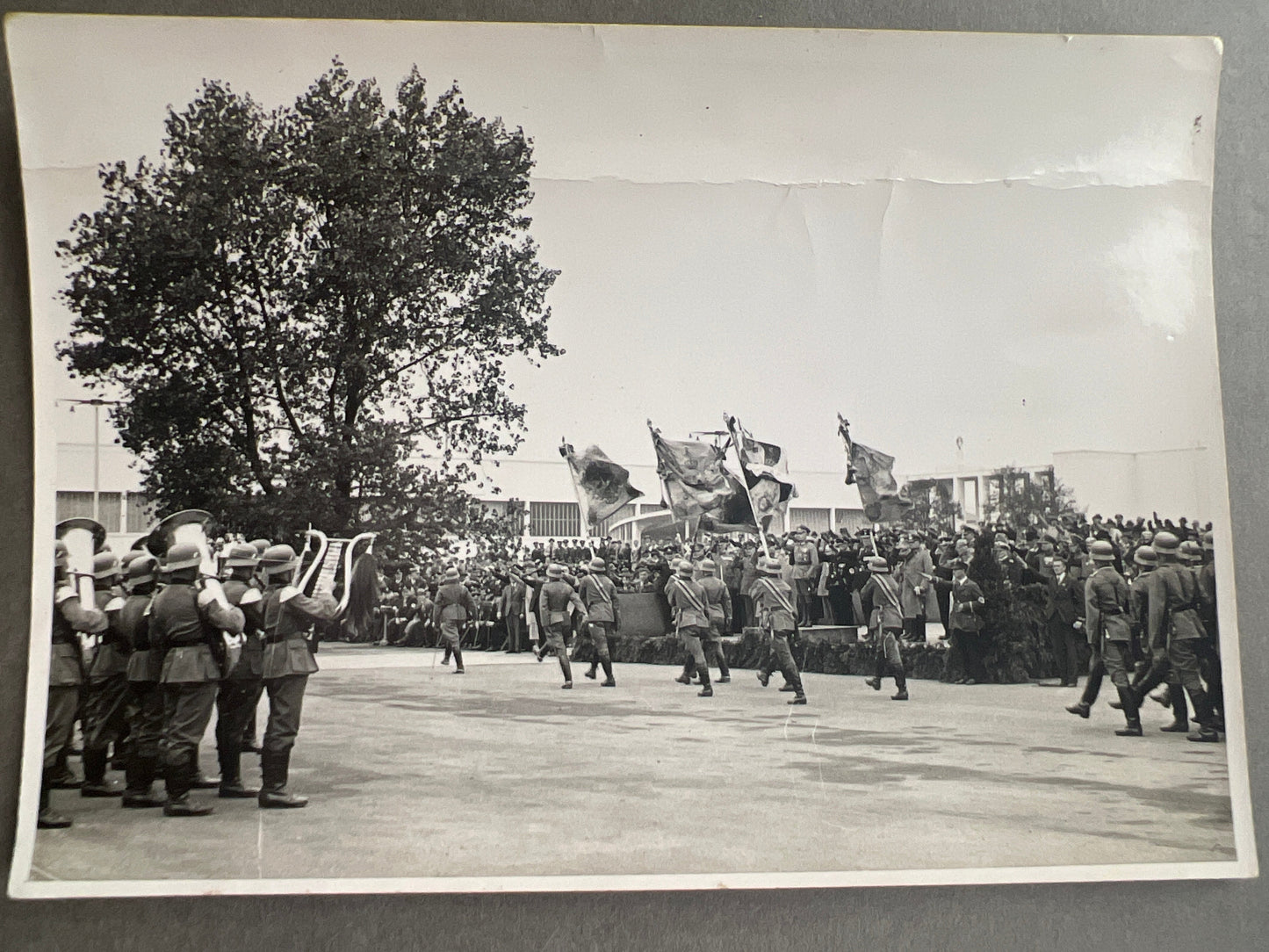 WW2 Tysk Stort Foto af Wehrmacht Parade. Original.