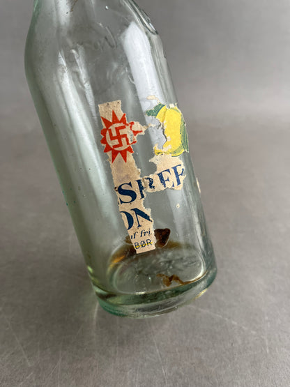WW2 Dansk Carlsberg Flaske med Solhjul og etikette. Original.