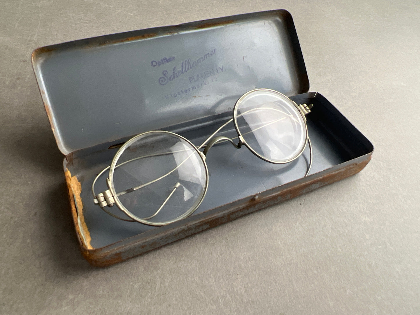 WW2 Tysk Heer "Dienst-Brille" i Æske. Med Brille og Fremstiller. Original.