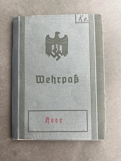 WW2 Tysk Wehrpass "Heer". Original.