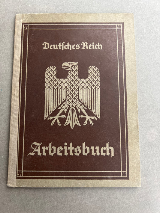 WW2 Tysk Arbeitsbuch. Original.