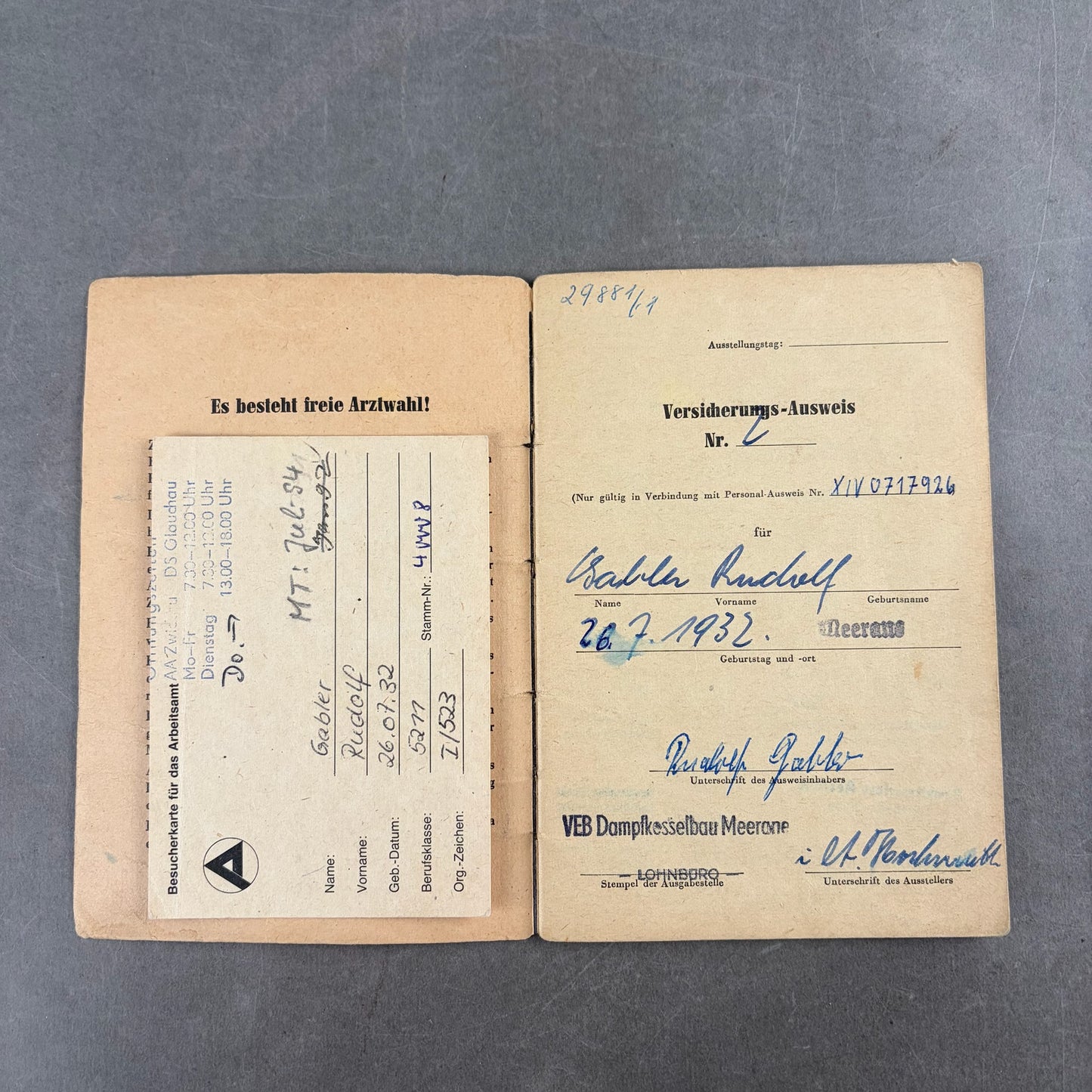 Østtysk DDR Lot af "Medlemsbøger". Original.