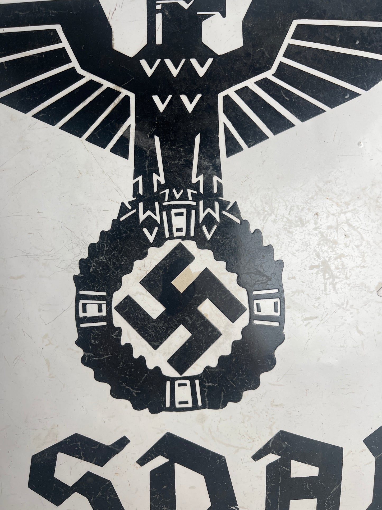 WW2 Tysk Stort NSDAP Emalje Skilt. Stemplet med fremstiller og 1934. Sjælden! Original.