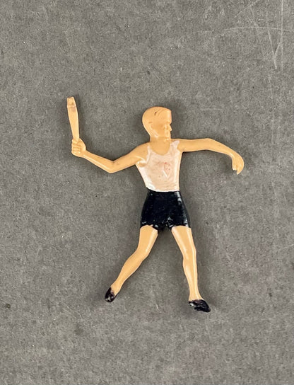 WW2 Tysk WHW "HJ/BDM" Figur. Original.