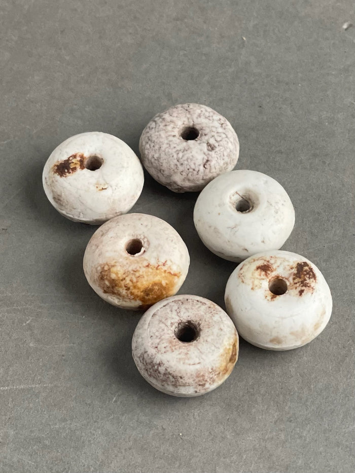 WW2 Tysk Lot af 6 stk. Porcelæn kugler til M24 Stavhåndgranat. Original.