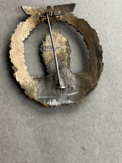 WW2 Tysk "Minensucher-Kriegsabzeichen" i Buntmetall. Nål og krog skiftet. Original.