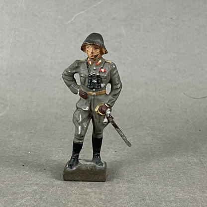 WW2 Tysk Lineol Legetøjssoldat. Original.
