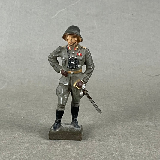 WW2 Tysk Lineol Legetøjssoldat. Original.