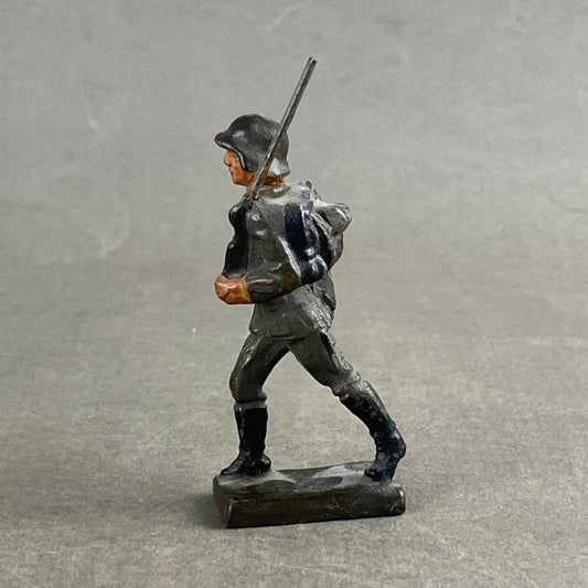WW2 Tysk Lineol Legetøjssoldat. Original.