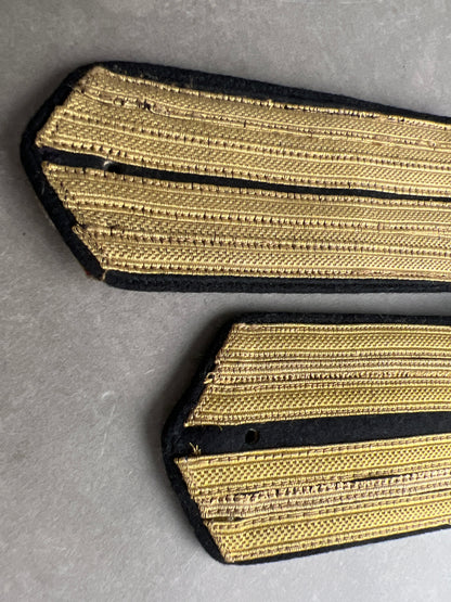 WW2 Russiske Skulderstropper. Tysk produceret i de besatte områder, med tysk materiale. Original.