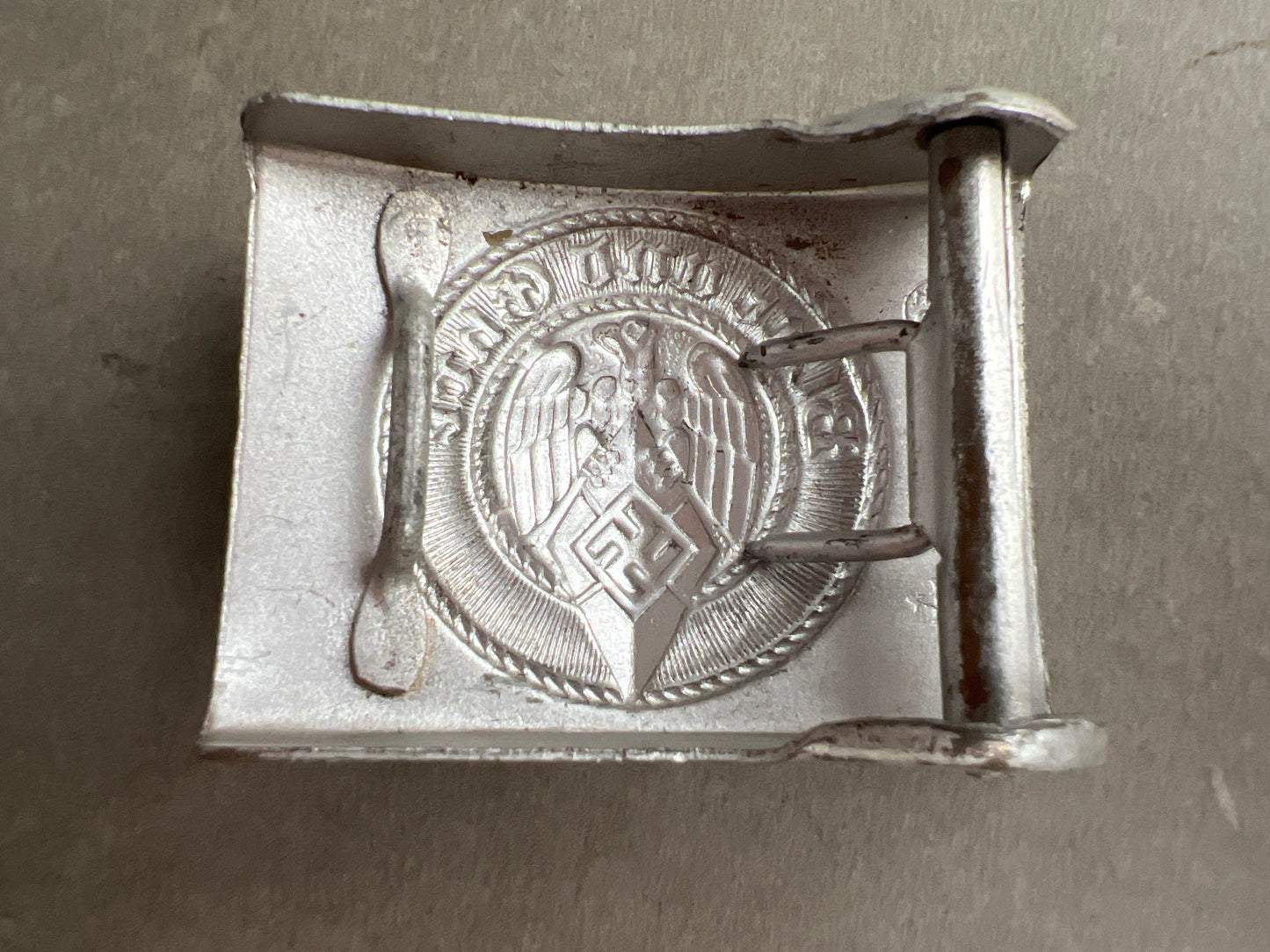 WW2 Tysk HJ Bæltespænde. Efter vores mening efterkrigs.