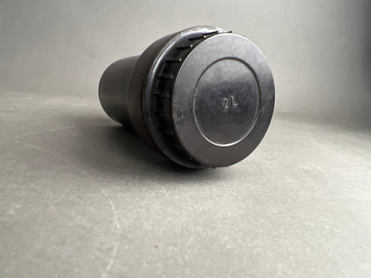 WW2 Tysk "Zunderbuchse 2L" Bakelit Beholder til Tændsats. Godt stemplet. Original.