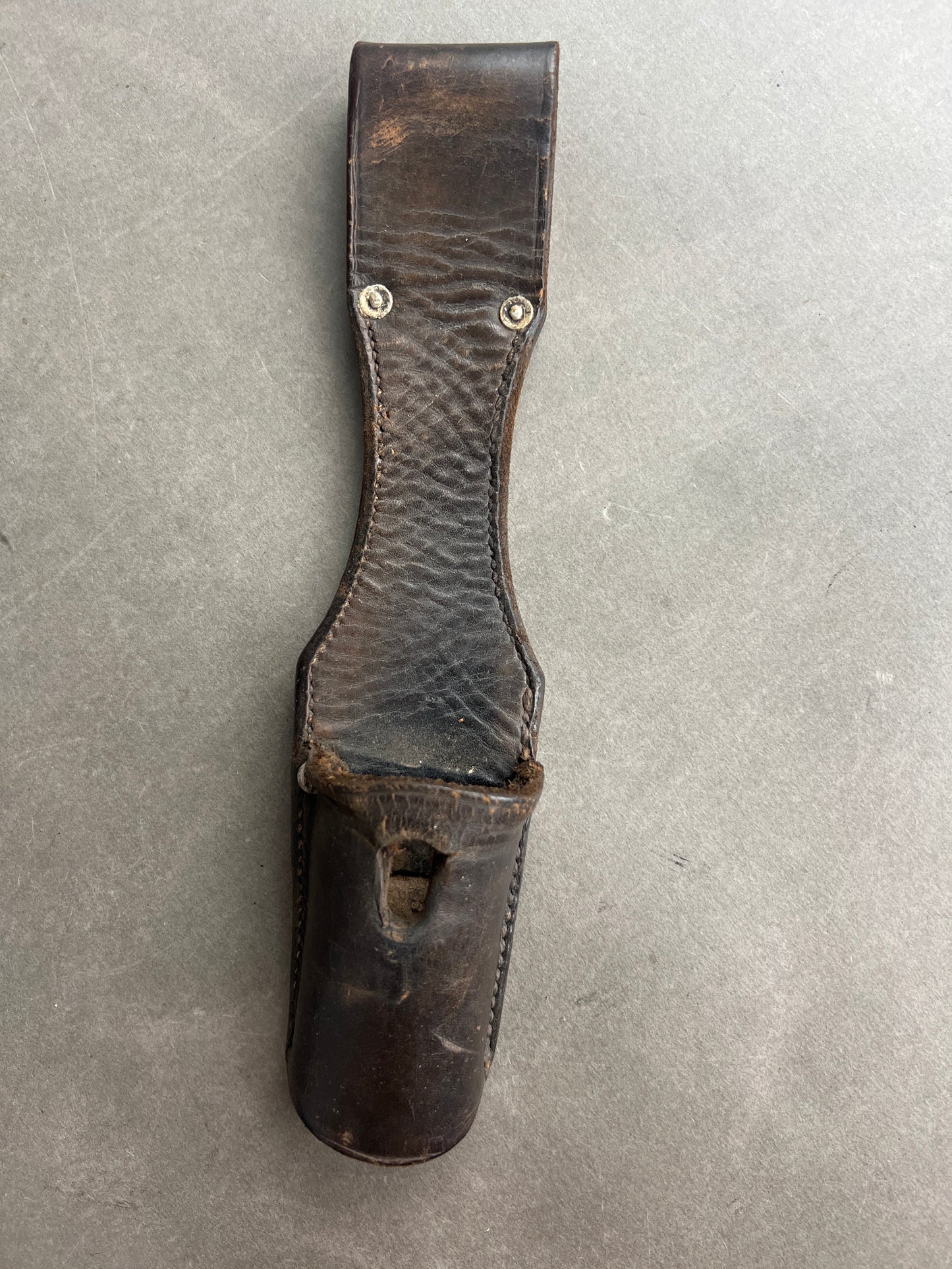 WW2 Tysk K98 Bajonet Frø i Brun. Med fremstiller. Original.