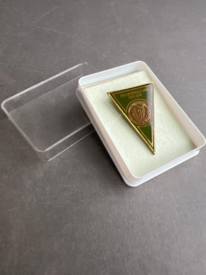 Østtysk DDR Medalje/Pin i æske. Original.