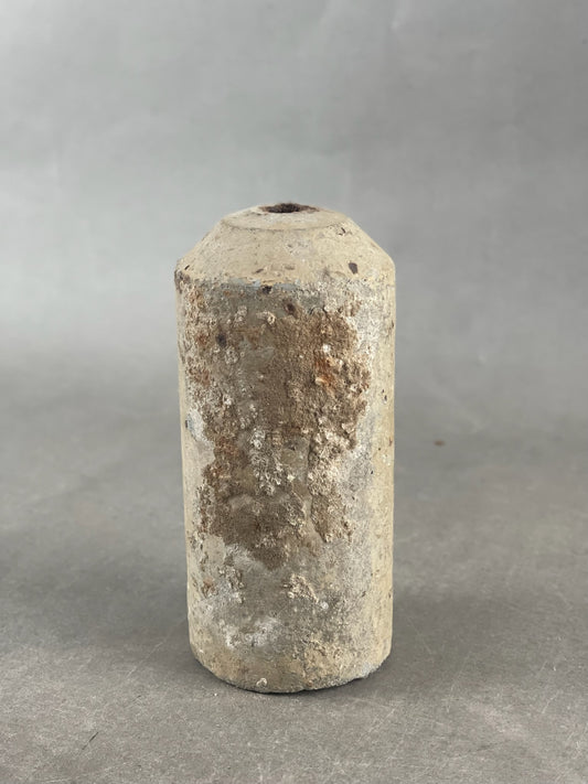 WW2 Tysk Sandfarvet "Stokmine". Tømt, kun beton. Fundet på Vestkysten. Original.