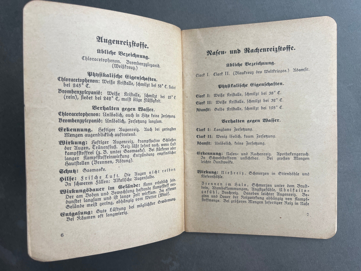 WW2 Tysk Heer Gasmaske "Brugsvejledning" på 52 sider. Fra 1942. Ses ikke tit. Original.