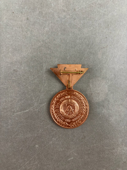 Østtysk DDR Medalje. Original.