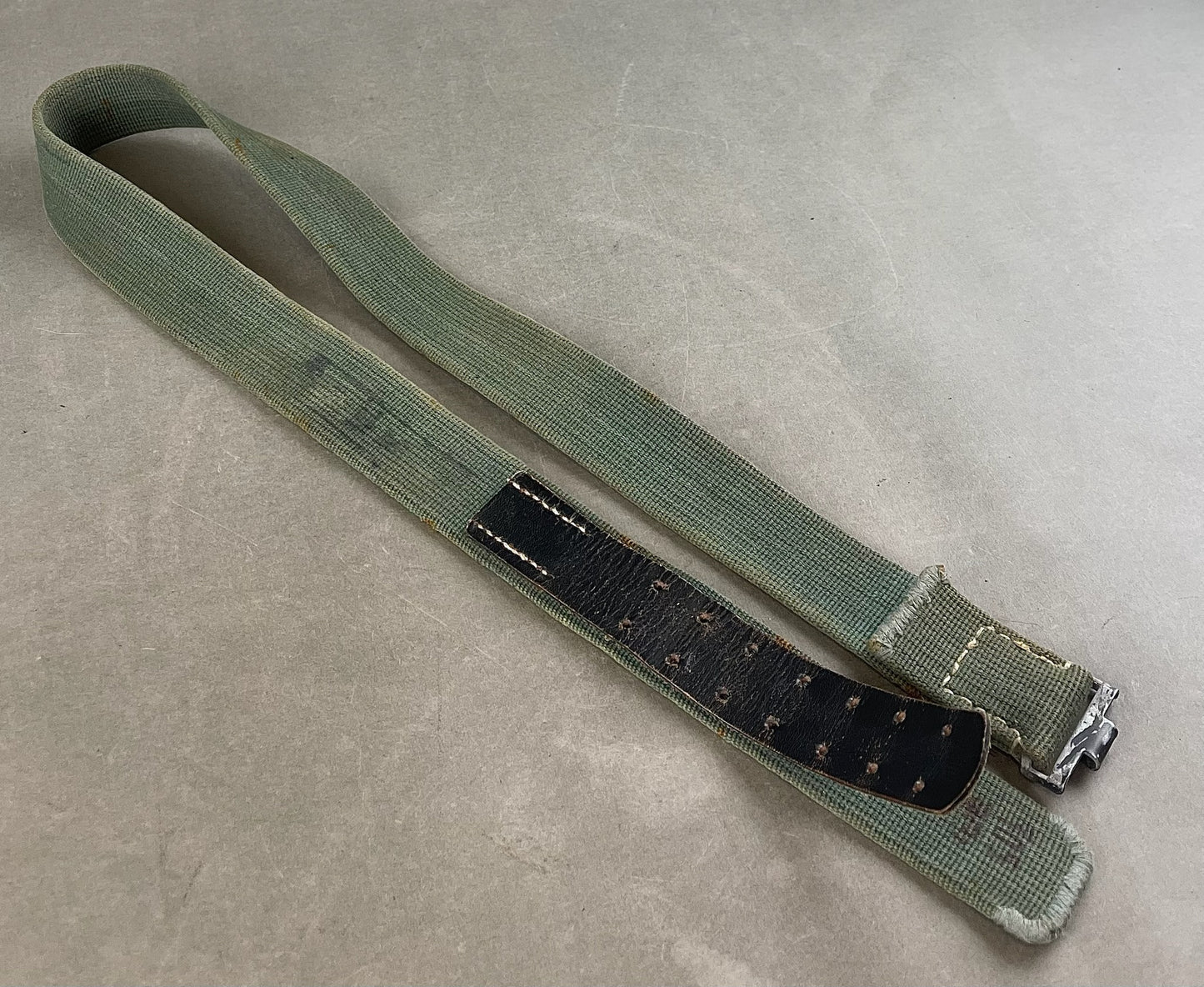 WW2 Tysk Sydfront Webbing Kampbælte. Efterkrigs.