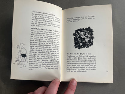 WW2 Tysk HJ Bog. Med Hilsen/Dedikation. Mange gode billeder. Original.