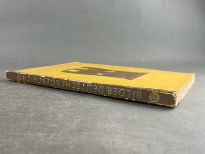 WW2 Tysk Stort "Cigaretten Album". Komplet. 23x31cm. Original.