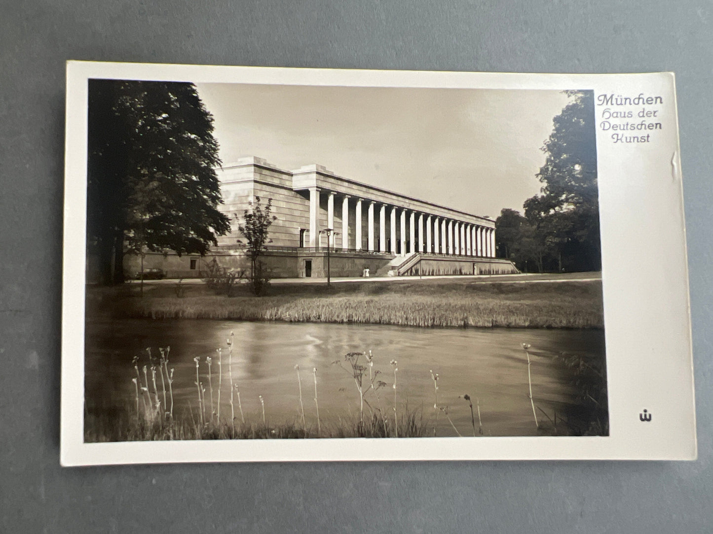 WW2 Tysk Postkort. "Haus der Deutschen Kunst" Original.