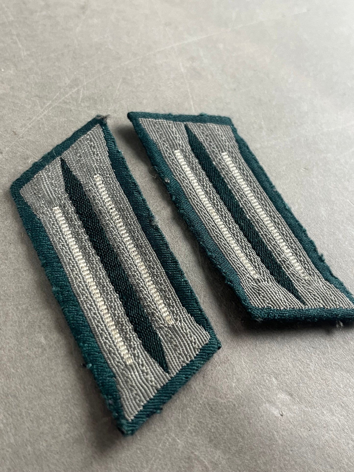 WW2 Tysk Wehrmacht Kravespejle. Til kampuniformen. Har været påsyet. Original.