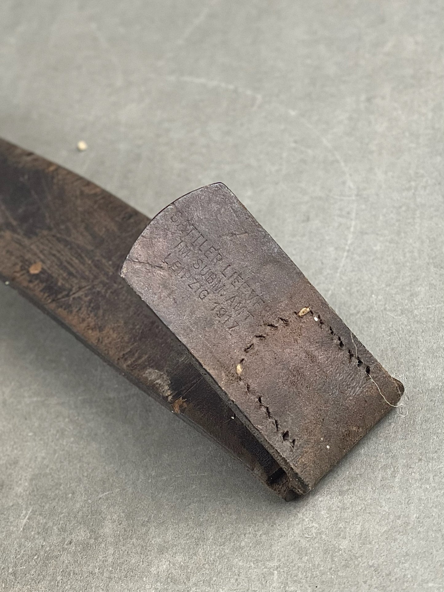 WW1 Tysk Afskåret Kampbælte fra 1917. Godt stemplet. Original.