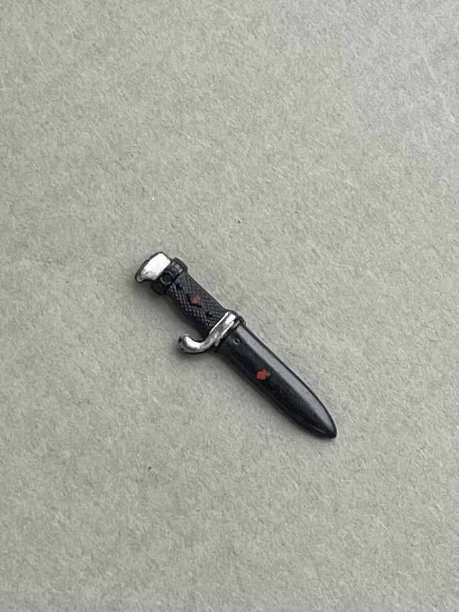 WW2 Tysk  WHW "HJ Kniv". Original.
