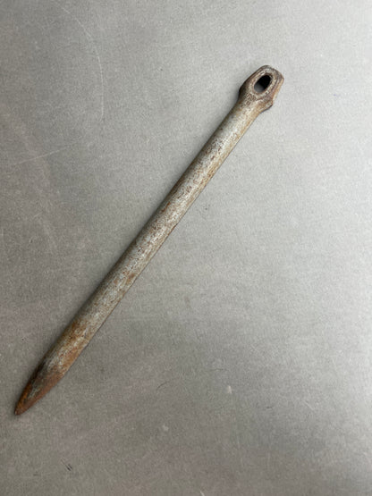 WW2 Tysk Teltpløk. Stemplet med fremstiller og årstal "gyg41". Original.