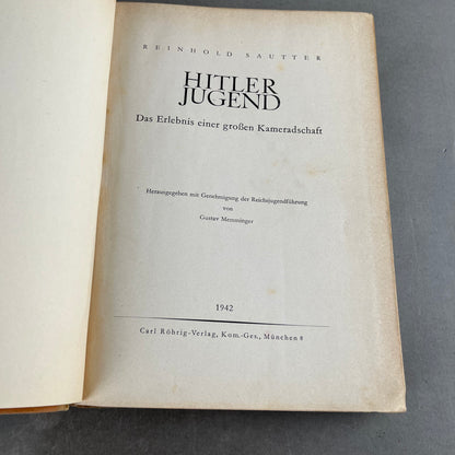 WW2 Tysk Hitler Jugend Bog. Gode billeder. Mange sider. Original.