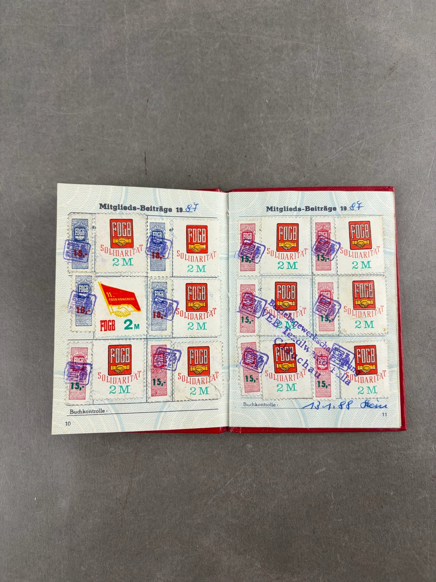 Østtysk DDR Lot af "Medlemsbøger". Original.