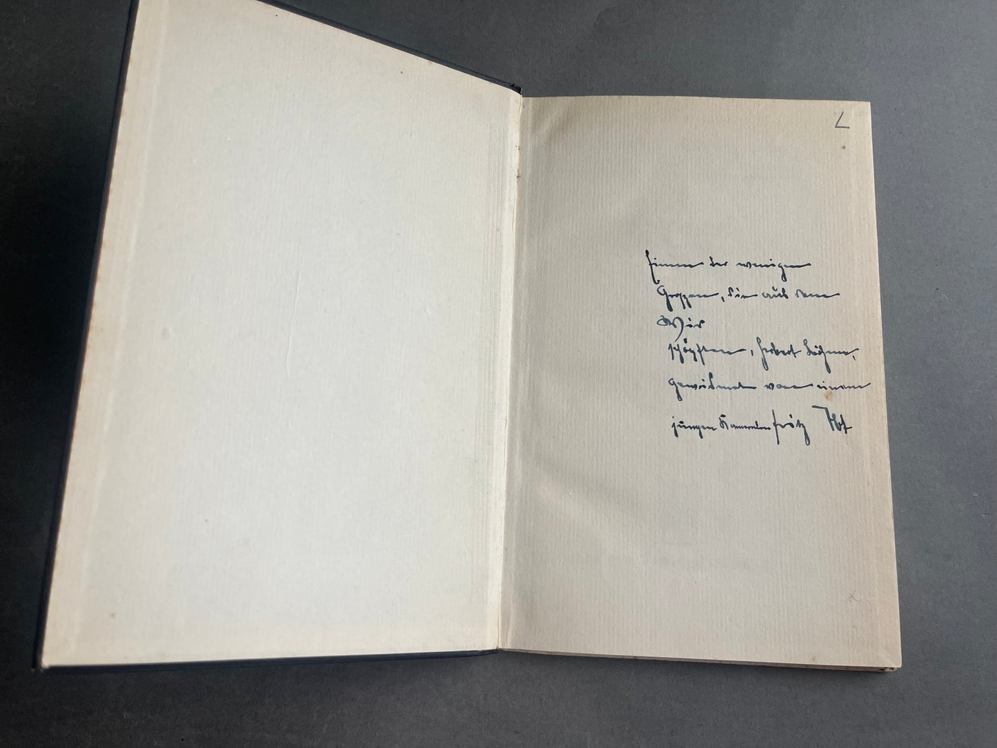 WW2 Tysk HJ Bog. Med Hilsen/Dedikation. Mange gode illustrationer. Original.