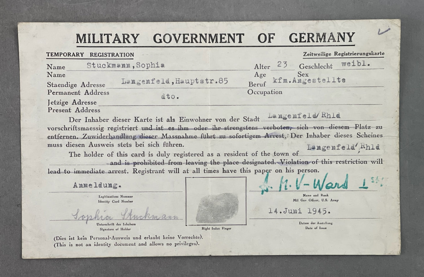 WW2 Tysk Interessant Lot fra samme person. Arbejdede for USA på en Fliegerhorst i 1945. Original.