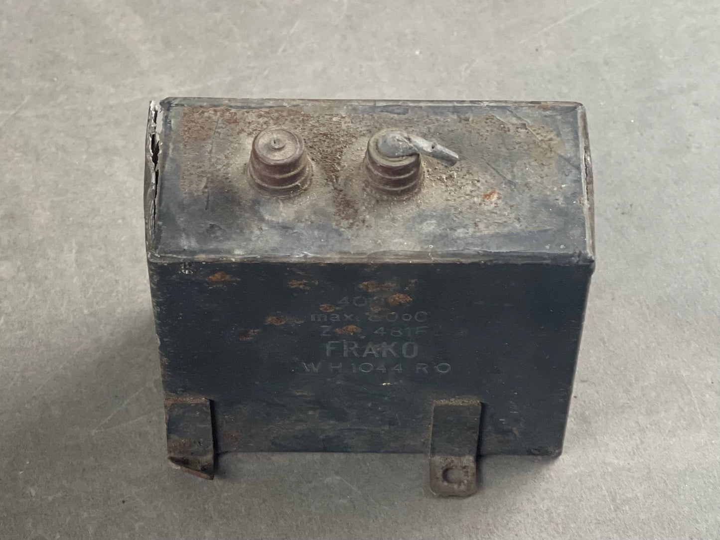 WW2 Tysk Elektronik Lot. Fine stempler og årstal. Original.